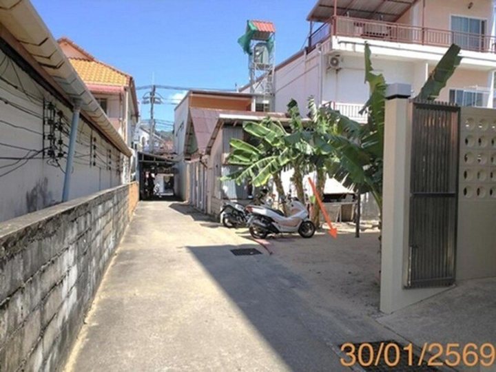ขายที่ดินเมืองภูเก็ต ถนนปฏัก  ห่างจากหาดกะรน เพียง 1.0 กม.
